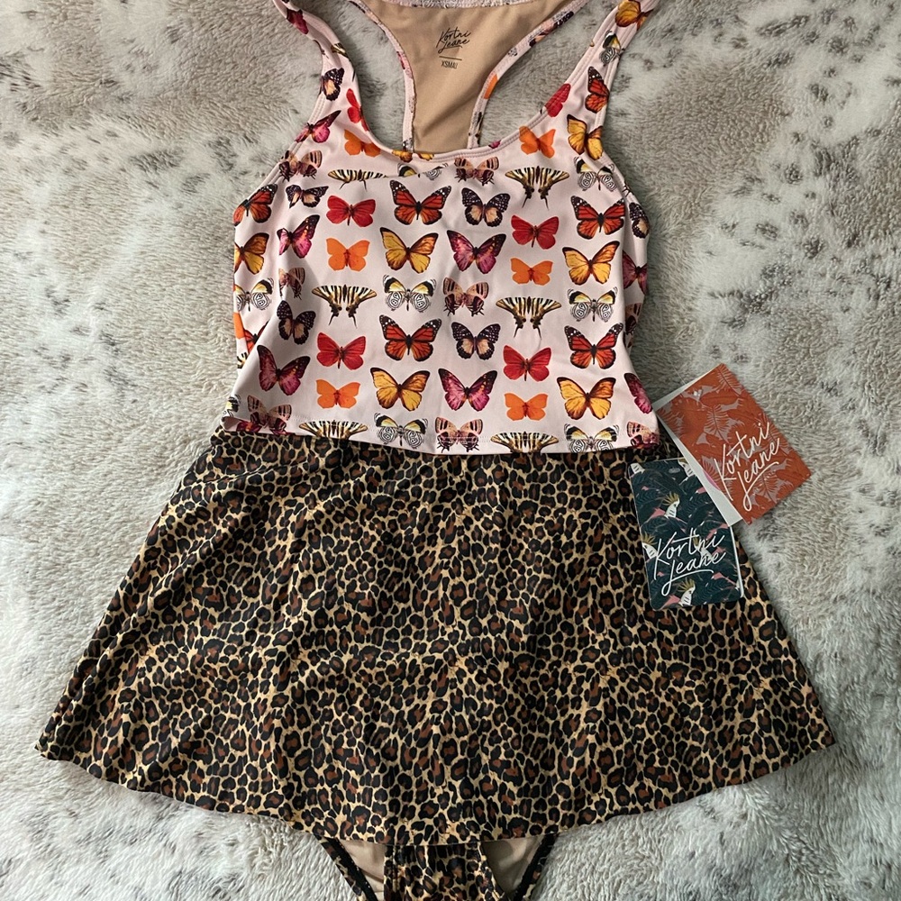 Kortni Jeane XS Set